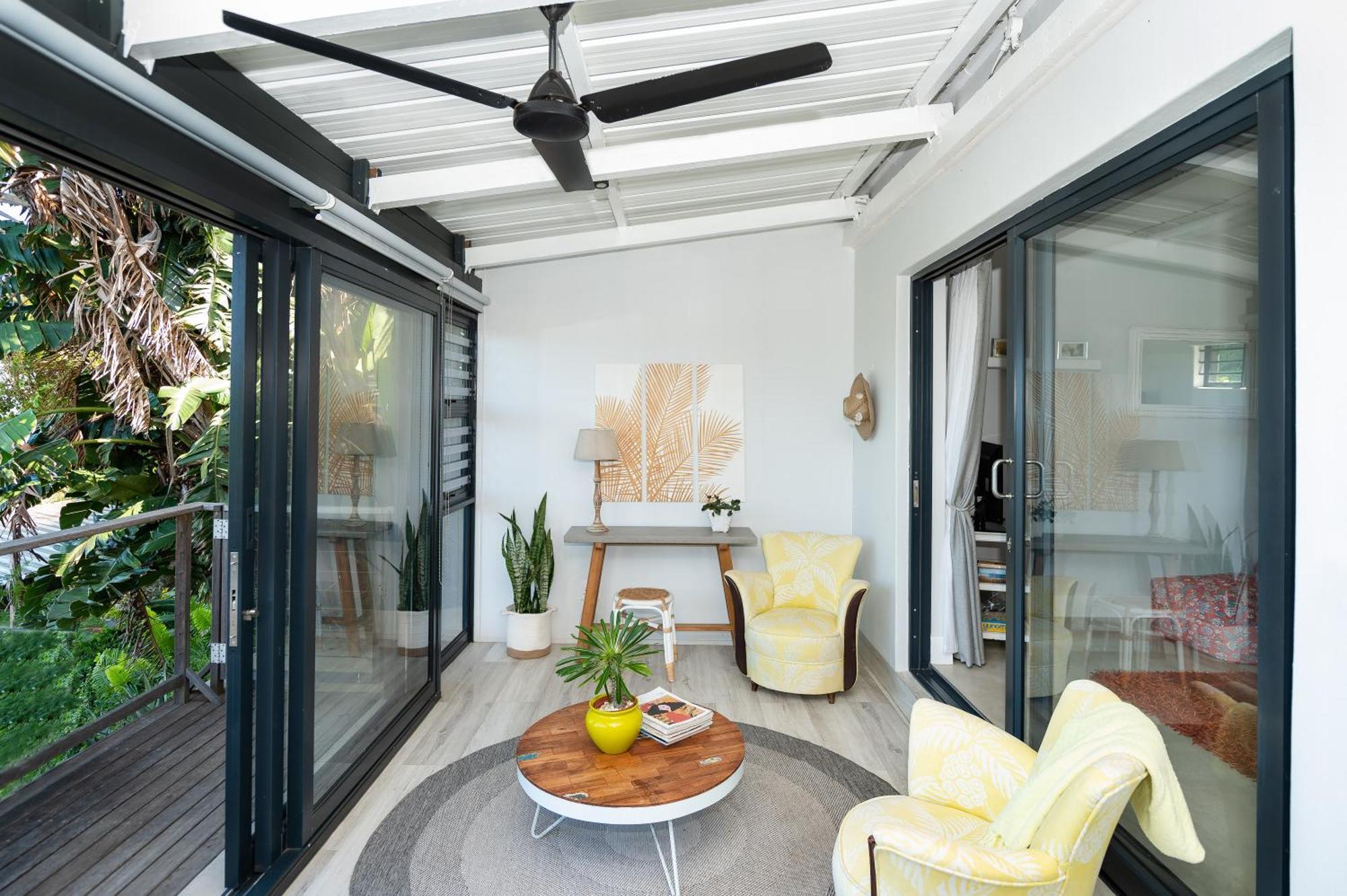 The Beach Bungalow Durban Esterno foto